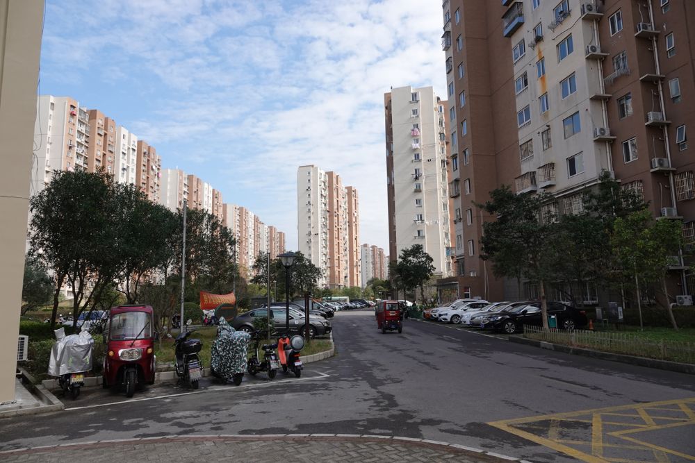 上(shàng)海市浦東新區航頭鎮鶴沙路688弄21号907室