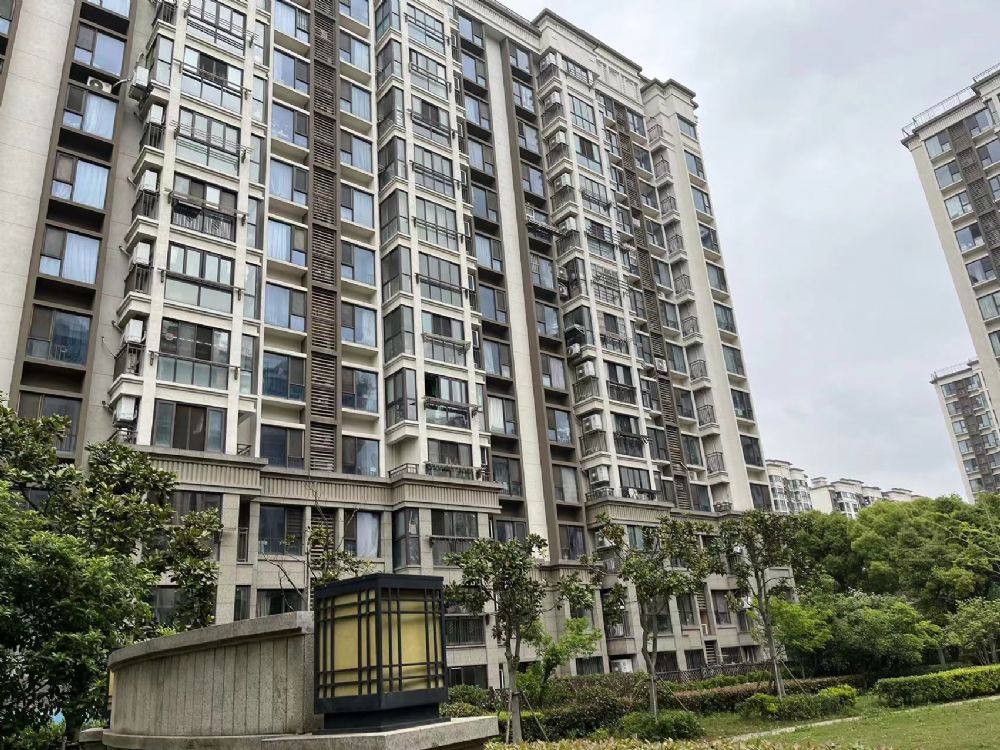 【二拍】浦東新區宣黃公路2585弄80号101室